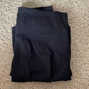 Black lululemon leggings